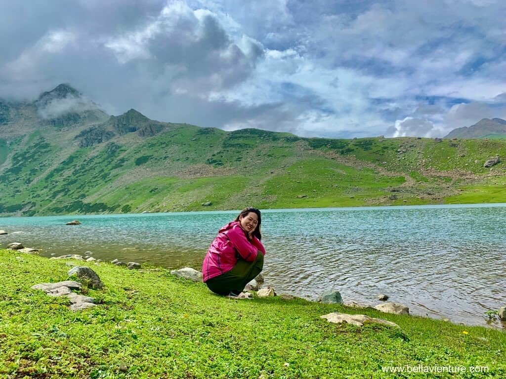 印度 india 喀什米爾 kashmir 與不知名的大湖合影 印度 india 喀什米爾 kashmir 與不知名的大湖合影