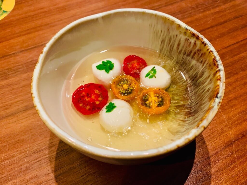 花椒 番茄 莫札瑞拉起司 花椒 番茄 莫札瑞拉起司