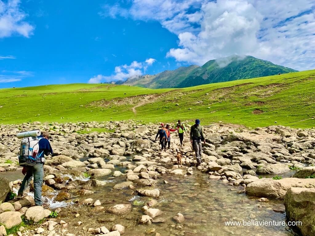 印度 India 喀什米爾 Kashmir 大湖健行 Great lake trekking 過河 印度 India 喀什米爾 Kashmir 大湖健行 Great lake trekking 過河