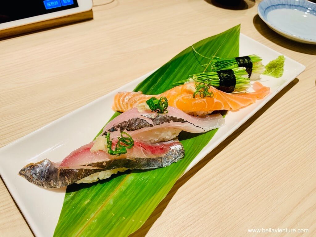 台北 大安區 壽司 迴轉壽司 美登利壽司 生鮭魚 竹莢魚 牙蔥 握壽司 台北 大安區 壽司 迴轉壽司 美登利壽司 生鮭魚 竹莢魚 牙蔥 握壽司