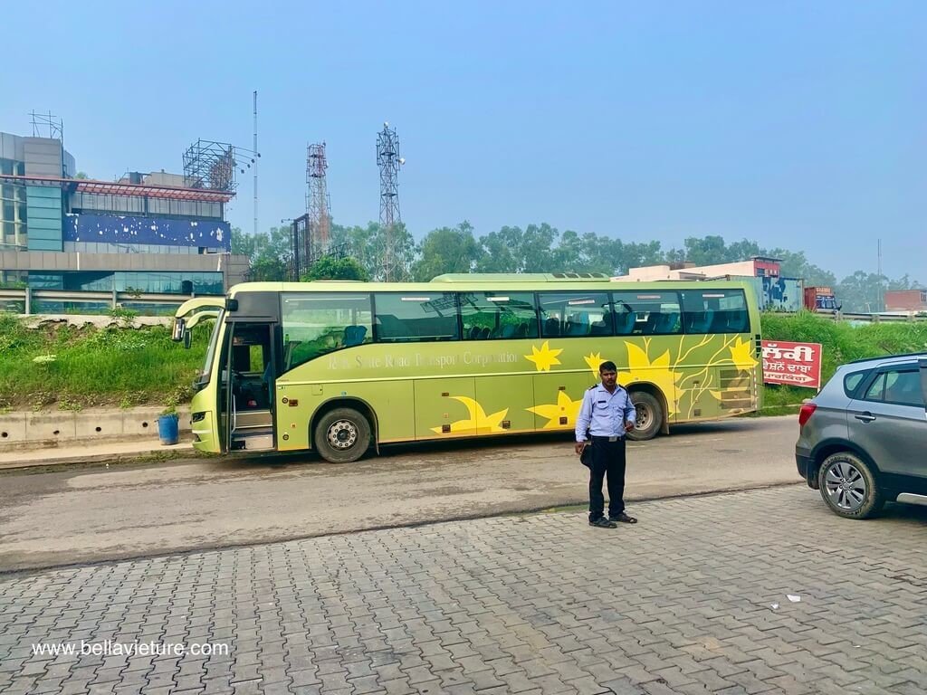 印度 India 喀什米爾到新德里 Kashmir to Delhi 超長途客運 long destination bus 印度 India 喀什米爾到新德里 Kashmir to Delhi 超長途客運 long destination bus