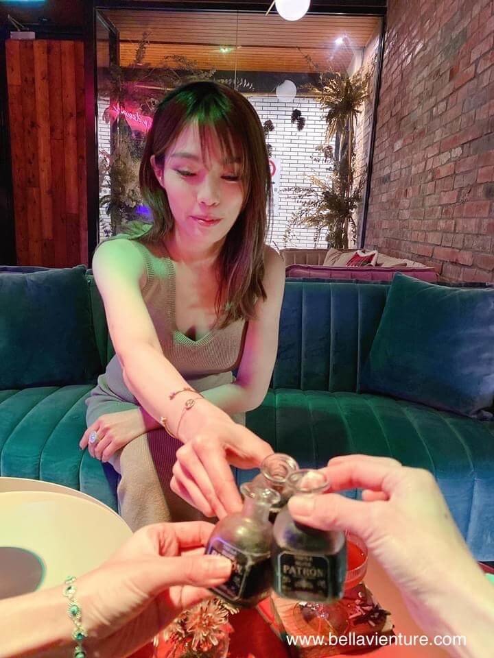台北 信義區 She_Design TAPAS SOJU BAR Take A Shot (Patron XO cafe 4 shot) 台北 信義區 She_Design TAPAS SOJU BAR Take A Shot (Patron XO cafe 4 shot)