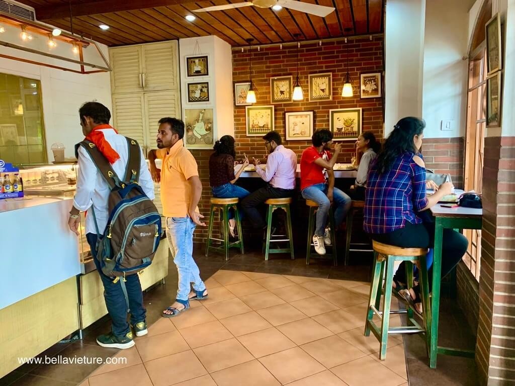 印度 India 新德里New Delhi 康諾特廣場 connaught circus Wengers Deli 甜點店 印度 India 新德里New Delhi 康諾特廣場 connaught circus Wengers Deli 甜點店