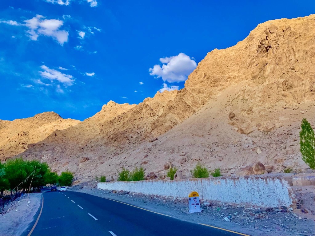 印度 India 北印度North india 喜馬拉雅 Himalayas 拉達克 Ladakh 列城 Leh 東部 上拉達克 Stod(Upper Ladakh) 卓蘭沙 Choglamsar 印度 India 北印度North india 喜馬拉雅 Himalayas 拉達克 Ladakh 列城 Leh 東部 上拉達克 Stod(Upper Ladakh) 卓蘭沙 Choglamsar