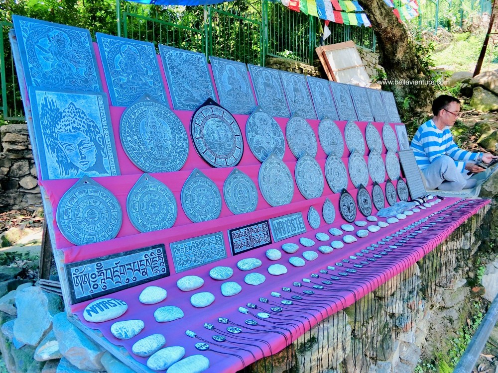 斯瓦揚布納特佛寺Swayambhunath猴廟 monkey temple 攤販 斯瓦揚布納特佛寺Swayambhunath猴廟 monkey temple 攤販