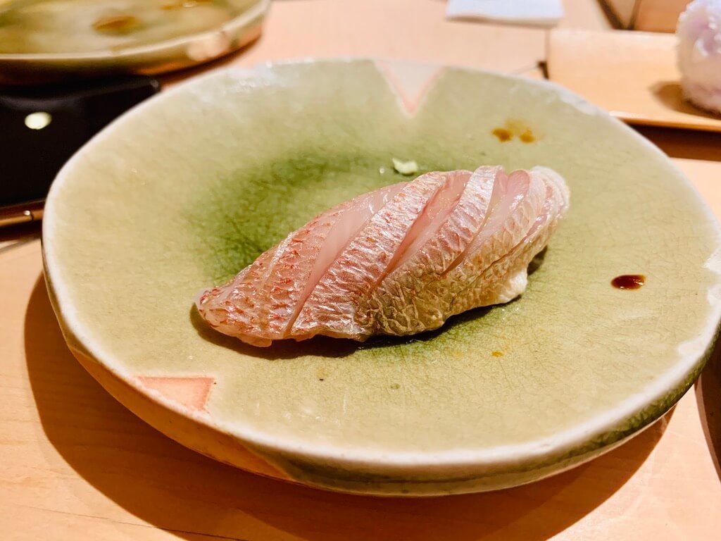 中山區 米其林一星 明壽司 春姿 小鯛魚 中山區 米其林一星 明壽司 春姿 小鯛魚