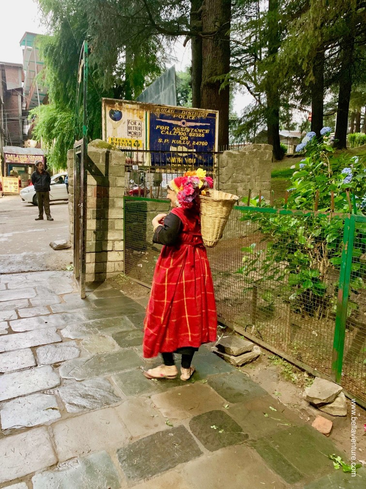 印度 India 馬納利 Manali 喜馬拉雅山 Mountain himalaya 舊馬納利 Old Manali 哈丁巴寺 Hadimba Temple 馬納利周邊民族 印度 India 馬納利 Manali 喜馬拉雅山 Mountain himalaya 舊馬納利 Old Manali 哈丁巴寺 Hadimba Temple 馬納利周邊民族