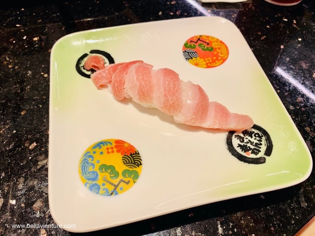 大安區 忠孝復興美食 迴轉壽司 金澤まいもん寿司 黑鮪魚大腹 大安區 忠孝復興美食 迴轉壽司 金澤まいもん寿司 黑鮪魚大腹