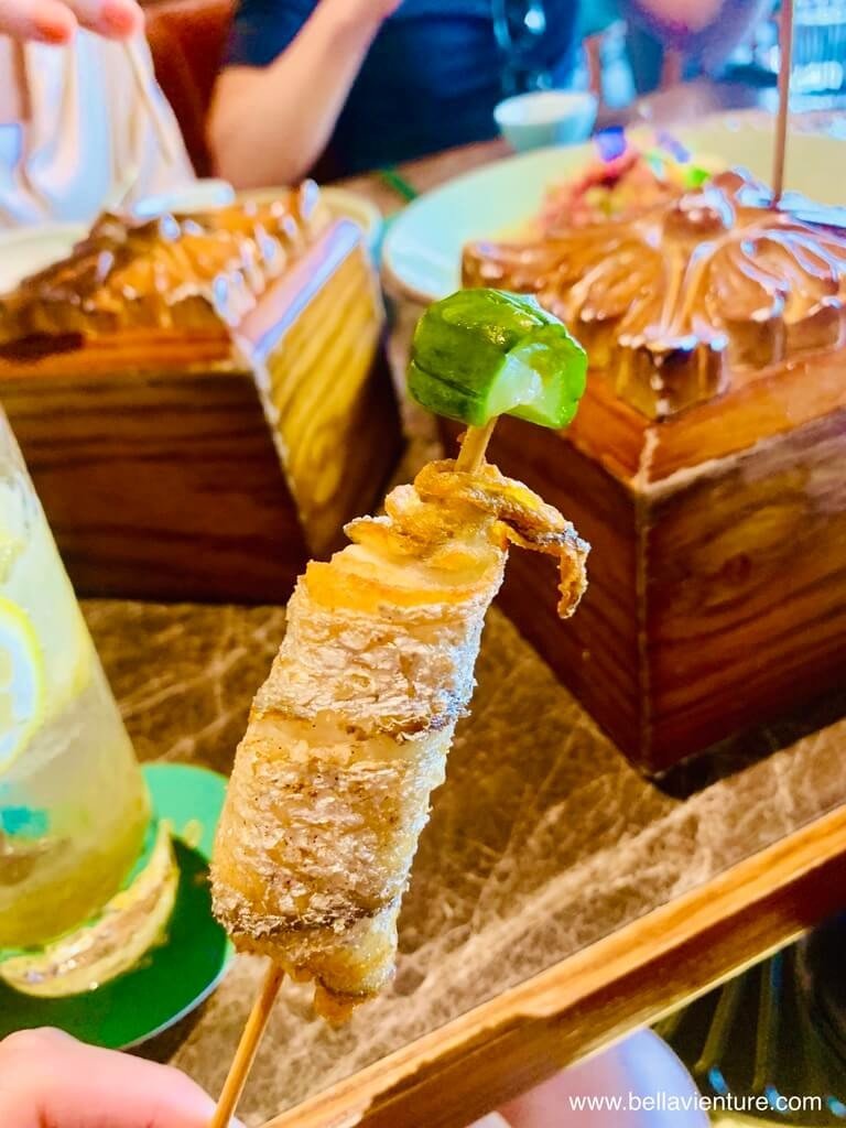 微風信義 心潮飯店 炸物.酥炸厚工銀魚花枝卷Deep fried belt fish roll 微風信義 心潮飯店 炸物.酥炸厚工銀魚花枝卷Deep fried belt fish roll