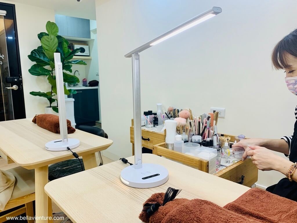 凱婷Karen's指甲莊園 台北信義 捷運永春 手部保養 可充電燈檯 凱婷Karen's指甲莊園 台北信義 捷運永春 手部保養 可充電燈檯