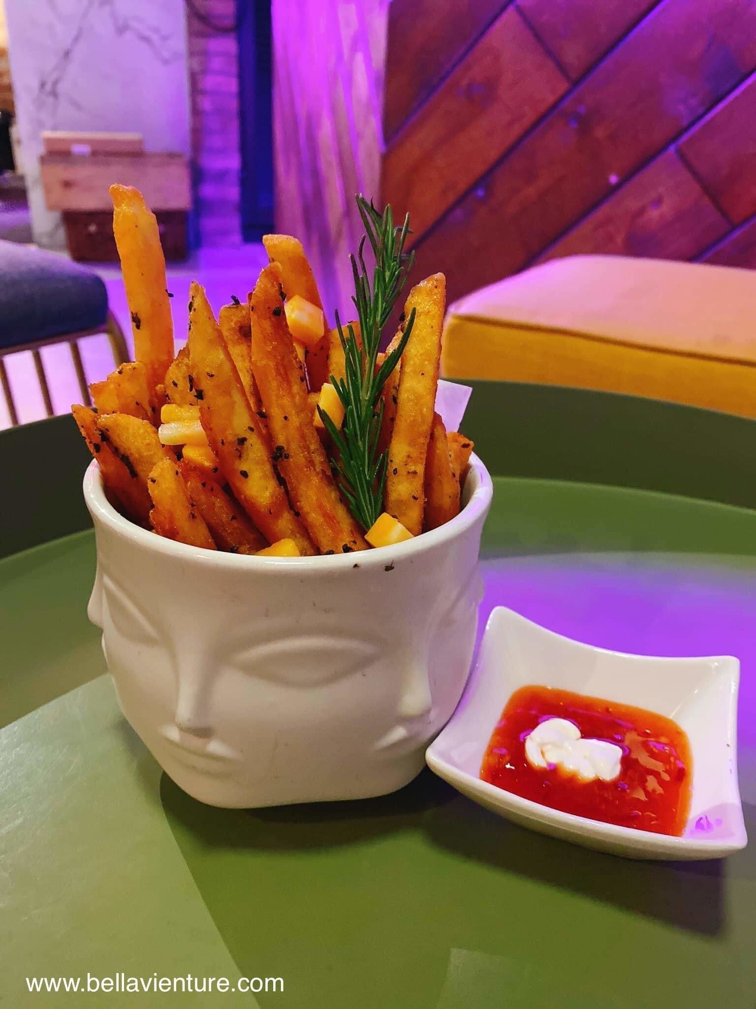 台北 信義區 She_Design TAPAS SOJU BAR 黑松露薯條 台北 信義區 She_Design TAPAS SOJU BAR 黑松露薯條