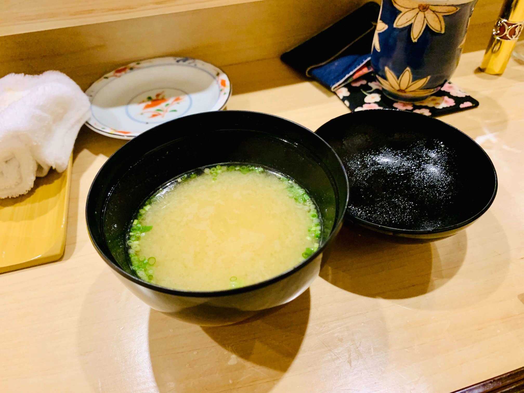 純粹板前 壽司 鮨 味增湯 純粹板前 壽司 鮨 味增湯