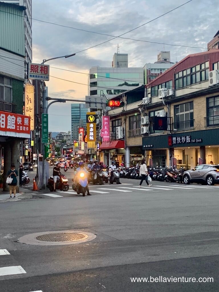 中山區美食 林記海南雞飯 新加坡海南雞飯 南京復興 店門口 中山區美食 林記海南雞飯 新加坡海南雞飯 南京復興 店門口