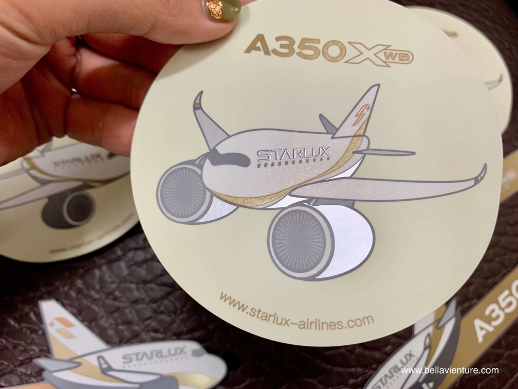 星宇航空STARLUX Airlines 星宇小舖 開箱 旅行貼紙 星宇航空STARLUX Airlines 星宇小舖 開箱 旅行貼紙