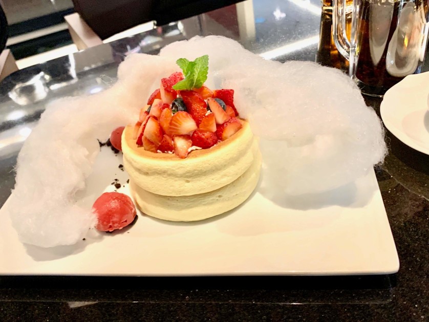 Regent X Tsubaki salon 晶華酒店 椿鬆餅 中山區 北海道粉雪厚鬆餅 草莓 限定 Regent X Tsubaki salon 晶華酒店 椿鬆餅 中山區 北海道粉雪厚鬆餅 草莓 限定