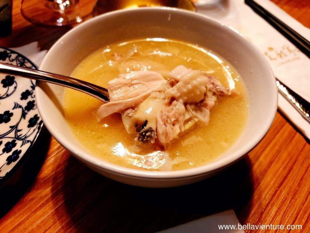 東區餐酒館 法租界 二訪 十年一劍黃金雞湯 南非鮑魚 東區餐酒館 法租界 二訪 十年一劍黃金雞湯 南非鮑魚