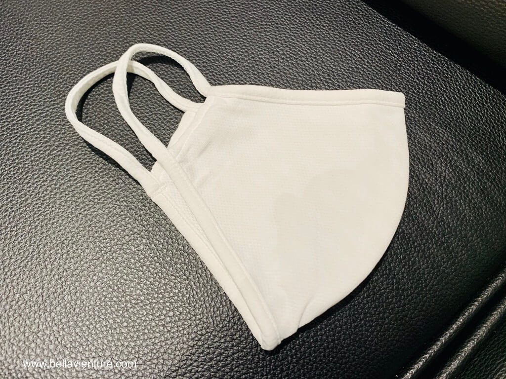 Uniqlo 優衣庫 AIRism face mask 涼感口罩 白色M號 Uniqlo 優衣庫 AIRism face mask 涼感口罩 白色M號