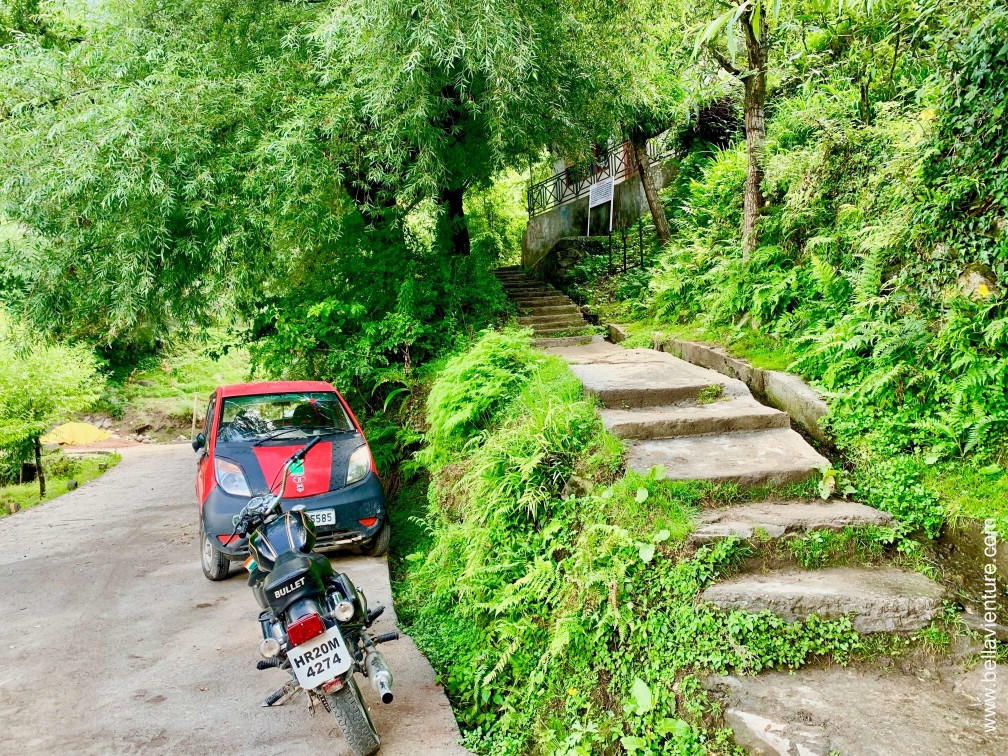 印度India 馬納利 Manali 瓦希什特 Vashisht 藍天白雲 印度India 馬納利 Manali 瓦希什特 Vashisht 藍天白雲