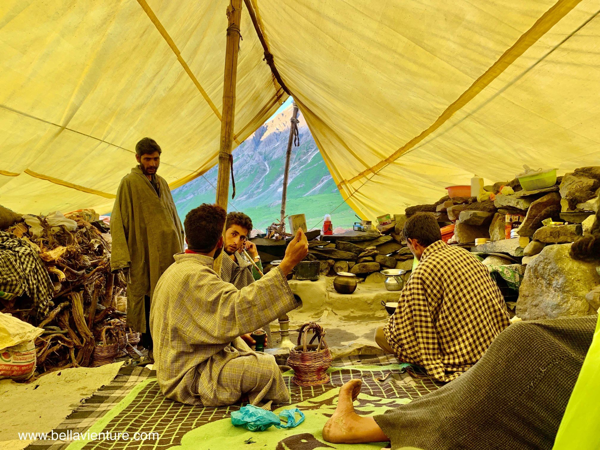 印度 India 北北印 North India 喀什米爾 Kashmir 八天七夜 健行 Nichnai Valley 牧羊人的居所作客 印度 India 北北印 North India 喀什米爾 Kashmir 八天七夜 健行 Nichnai Valley 牧羊人的居所作客