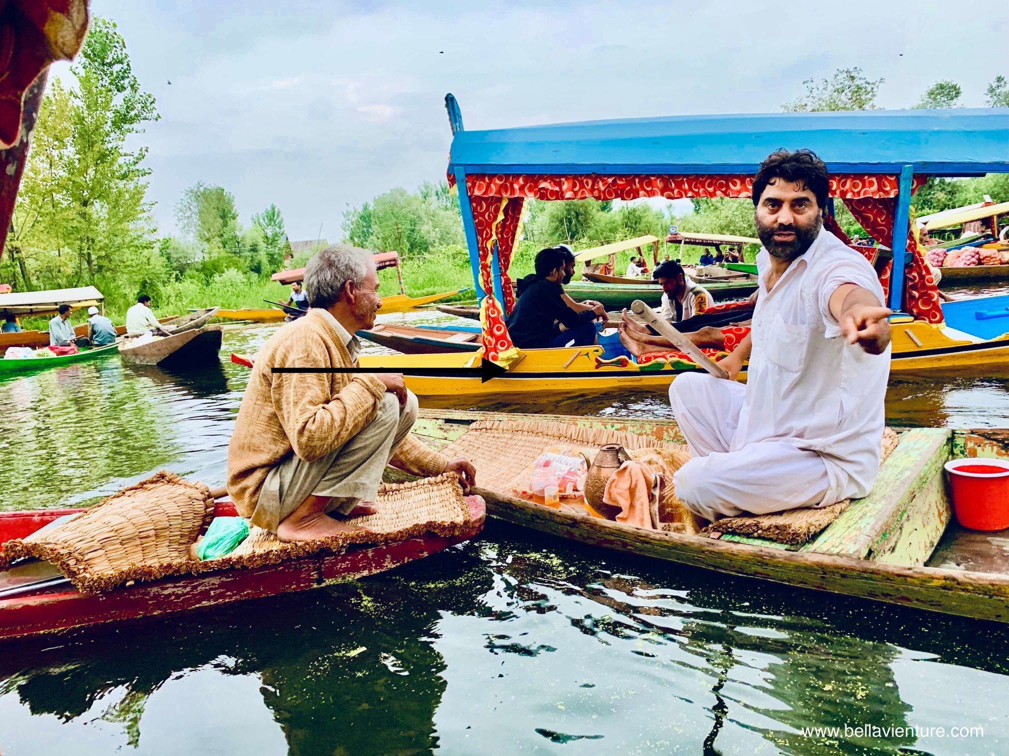 北北印 印度 India 喀什米爾 Kashmir 水上市集 Floating market 喀什米爾茶 北北印 印度 India 喀什米爾 Kashmir 水上市集 Floating market 喀什米爾茶