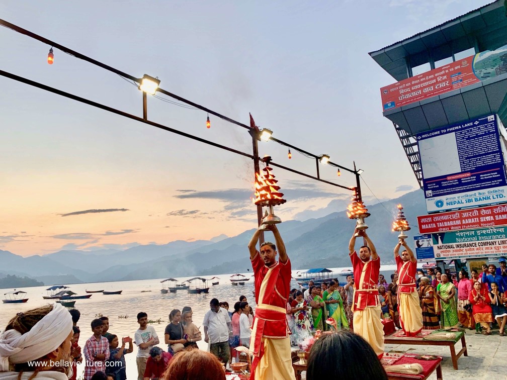 尼泊爾 波卡拉 Nepal Pokhara 民宿 Phewa lake 夜祭 Aarti